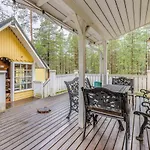 Semesterbostad Lomamoekki Johtojuku 1